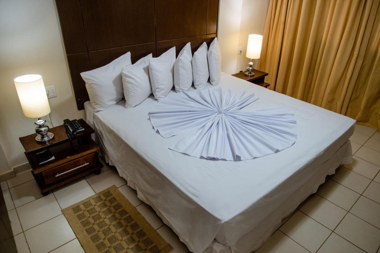 Imperador Palace Hotel ฟรานกา ภายนอก รูปภาพ